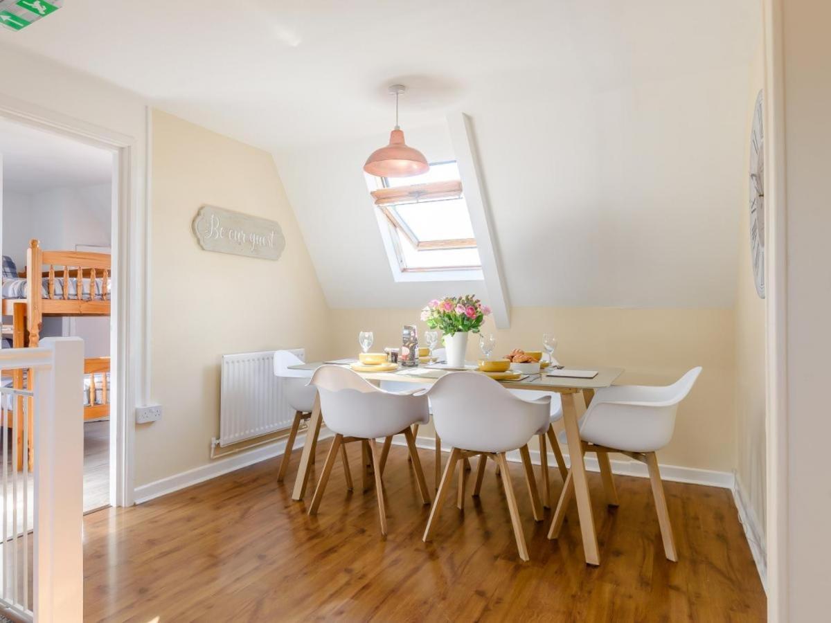 Waters Edge Apartment Ystradgynlais Dış mekan fotoğraf