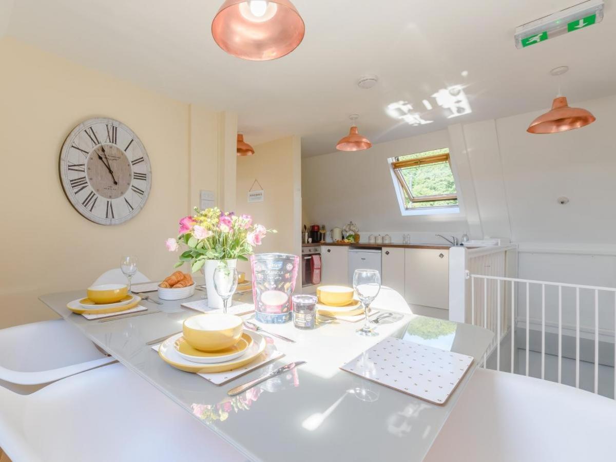 Waters Edge Apartment Ystradgynlais Dış mekan fotoğraf