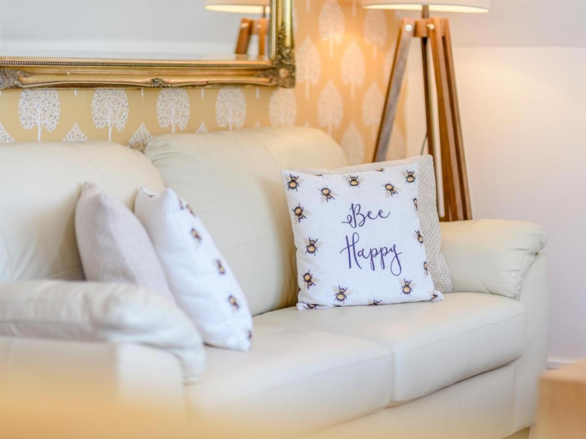 Waters Edge Apartment Ystradgynlais Dış mekan fotoğraf